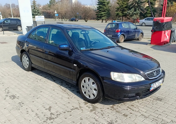 Honda Accord cena 5500 przebieg: 262000, rok produkcji 1999 z Rzeszów małe 67